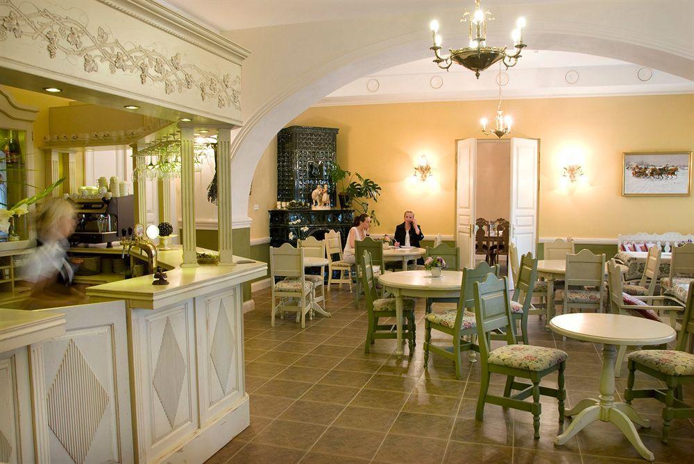 Hotel Bistrampolis Manor Kučiai Exterior foto