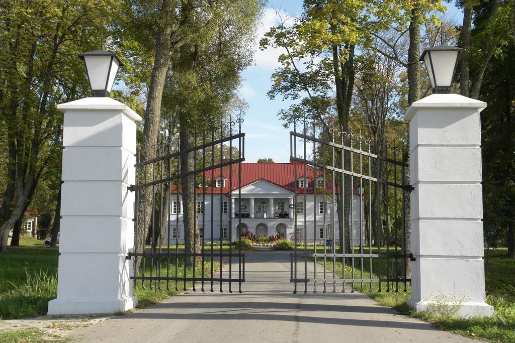 Hotel Bistrampolis Manor Kučiai Exterior foto