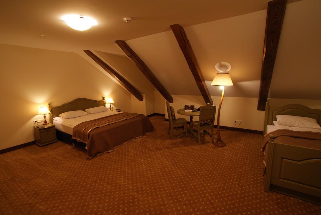 Hotel Bistrampolis Manor Kučiai Exterior foto
