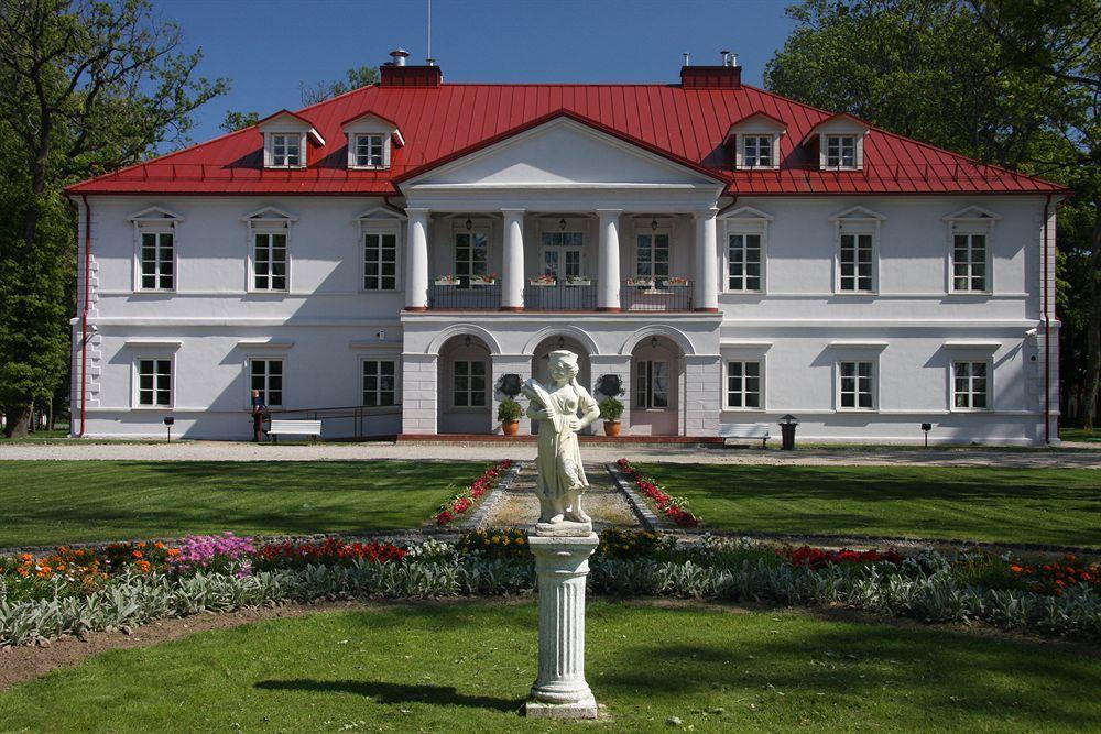 Hotel Bistrampolis Manor Kučiai Exterior foto