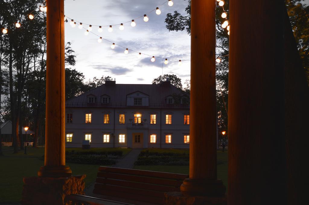 Hotel Bistrampolis Manor Kučiai Exterior foto